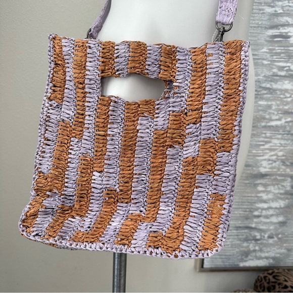 Free People Women’s Brunch Date Clutch - Picture 16 of 16